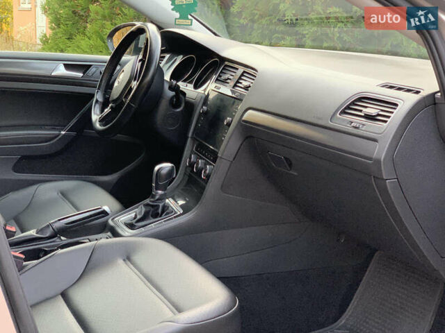 Фольксваген Гольф 2017 в Дрогобыче на Automoto.ua Серый Фольксваген Гольф, объемом двигателя 1.8 л и пробегом 108 тыс. км за 12500 $, фото 21 на Automoto.ua