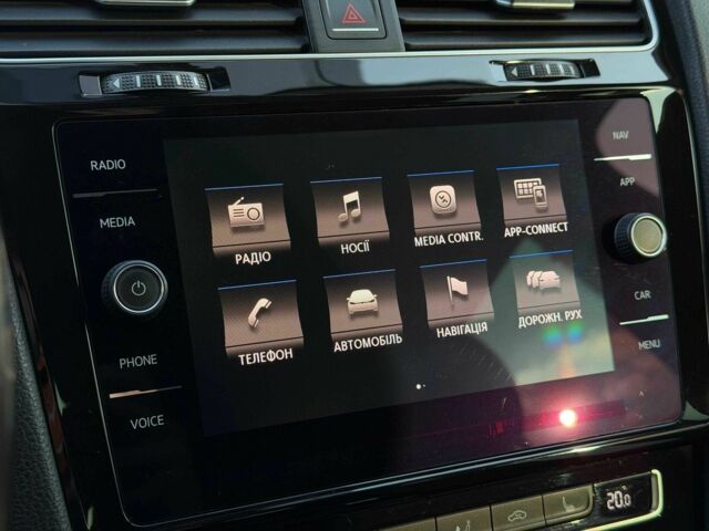 Серый Фольксваген Гольф, объемом двигателя 2 л и пробегом 330 тыс. км за 15300 $, фото 23 на Automoto.ua