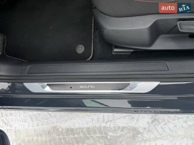 Сірий Фольксваген Гольф, об'ємом двигуна 1.6 л та пробігом 233 тис. км за 13850 $, фото 43 на Automoto.ua