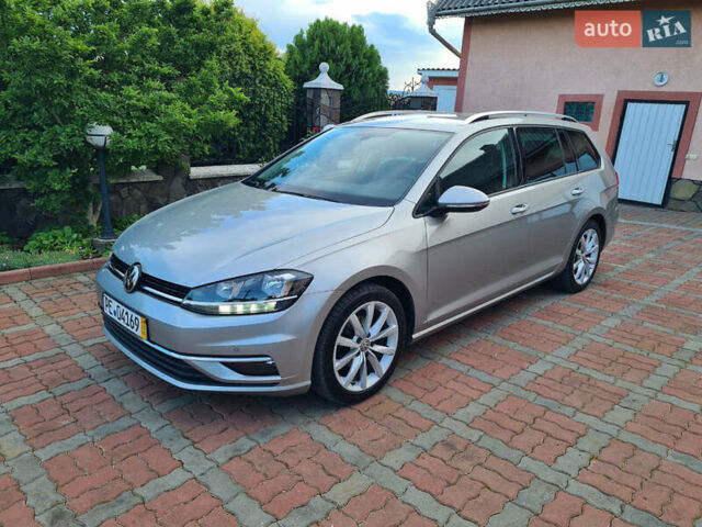 Серый Фольксваген Гольф, объемом двигателя 1.6 л и пробегом 220 тыс. км за 13600 $, фото 3 на Automoto.ua