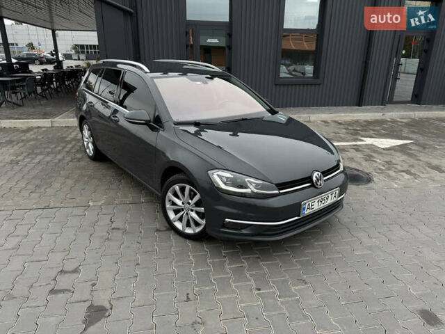 Серый Фольксваген Гольф, объемом двигателя 1.97 л и пробегом 328 тыс. км за 15600 $, фото 6 на Automoto.ua