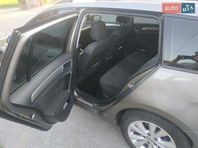 Серый Фольксваген Гольф, объемом двигателя 1.6 л и пробегом 290 тыс. км за 11699 $, фото 23 на Automoto.ua