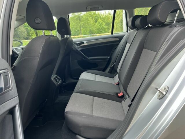 Сірий Фольксваген Гольф, об'ємом двигуна 1.6 л та пробігом 237 тис. км за 10900 $, фото 23 на Automoto.ua