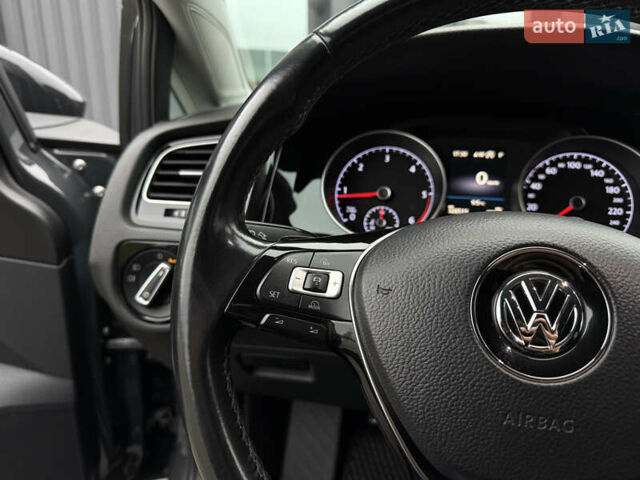 Серый Фольксваген Гольф, объемом двигателя 1.97 л и пробегом 328 тыс. км за 15600 $, фото 27 на Automoto.ua