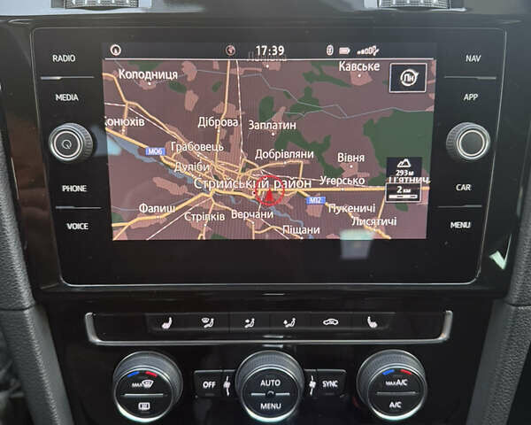 Серый Фольксваген Гольф, объемом двигателя 1.6 л и пробегом 221 тыс. км за 13950 $, фото 26 на Automoto.ua