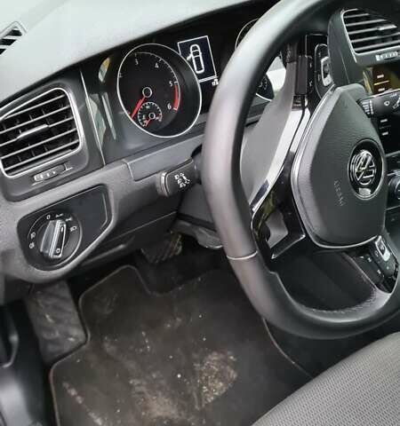 Серый Фольксваген Гольф, объемом двигателя 1.6 л и пробегом 140 тыс. км за 16500 $, фото 7 на Automoto.ua