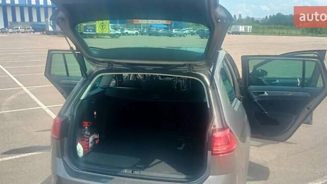 Серый Фольксваген Гольф, объемом двигателя 1.97 л и пробегом 249 тыс. км за 15700 $, фото 4 на Automoto.ua