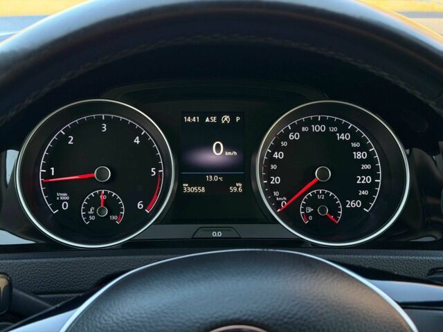 Серый Фольксваген Гольф, объемом двигателя 2 л и пробегом 330 тыс. км за 15300 $, фото 14 на Automoto.ua