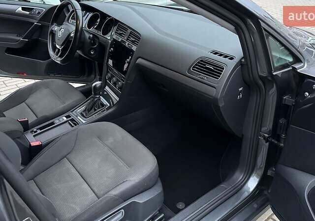 Сірий Фольксваген Гольф, об'ємом двигуна 1.6 л та пробігом 210 тис. км за 14500 $, фото 19 на Automoto.ua