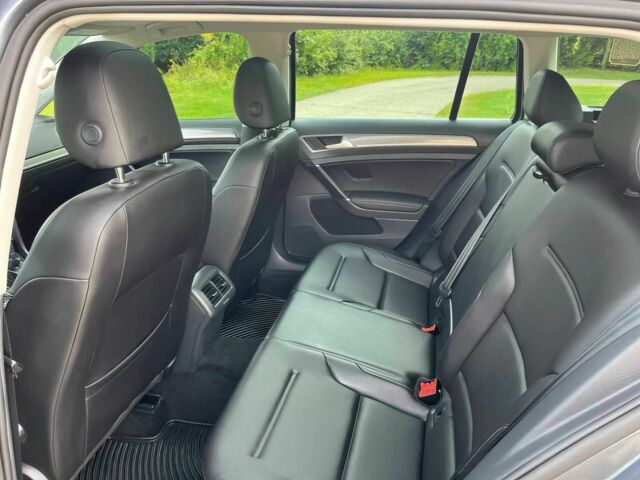 Серый Фольксваген Гольф, объемом двигателя 1.8 л и пробегом 50 тыс. км за 8000 $, фото 20 на Automoto.ua