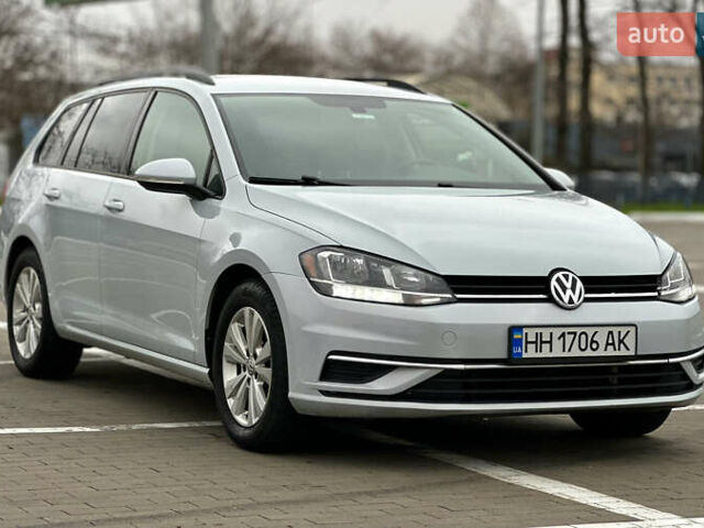 Серый Фольксваген Гольф, объемом двигателя 1.8 л и пробегом 100 тыс. км за 12700 $, фото 18 на Automoto.ua