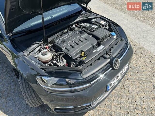 Сірий Фольксваген Гольф, об'ємом двигуна 1.6 л та пробігом 214 тис. км за 13000 $, фото 2 на Automoto.ua