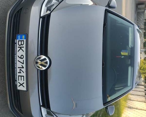 Серый Фольксваген Гольф, объемом двигателя 1.6 л и пробегом 290 тыс. км за 11699 $, фото 2 на Automoto.ua