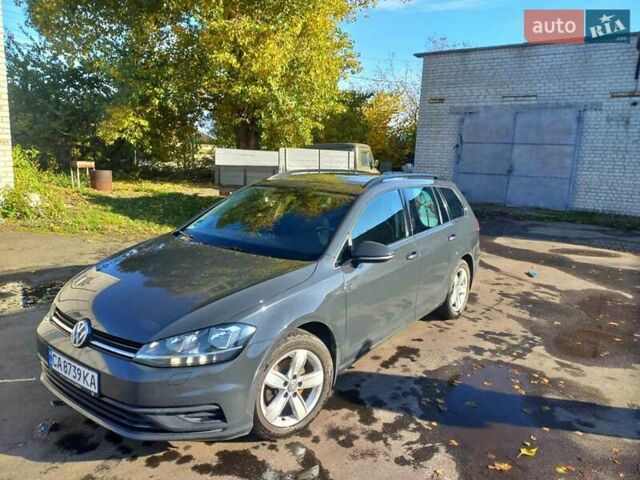 Сірий Фольксваген Гольф, об'ємом двигуна 1.6 л та пробігом 230 тис. км за 11800 $, фото 4 на Automoto.ua