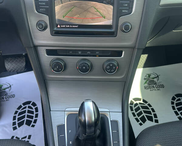 Серый Фольксваген Гольф, объемом двигателя 1.8 л и пробегом 105 тыс. км за 12800 $, фото 17 на Automoto.ua