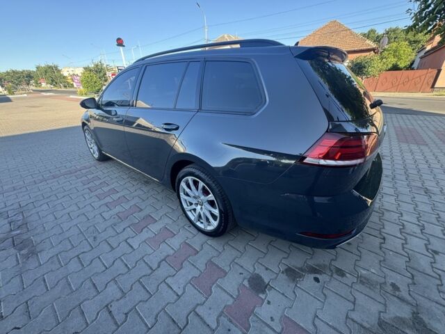 Серый Фольксваген Гольф, объемом двигателя 1.6 л и пробегом 280 тыс. км за 12200 $, фото 2 на Automoto.ua