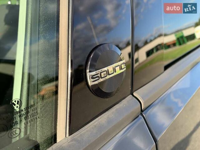 Серый Фольксваген Гольф, объемом двигателя 2 л и пробегом 237 тыс. км за 17999 $, фото 10 на Automoto.ua