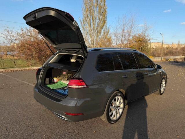 Серый Фольксваген Гольф, объемом двигателя 2 л и пробегом 330 тыс. км за 15300 $, фото 9 на Automoto.ua