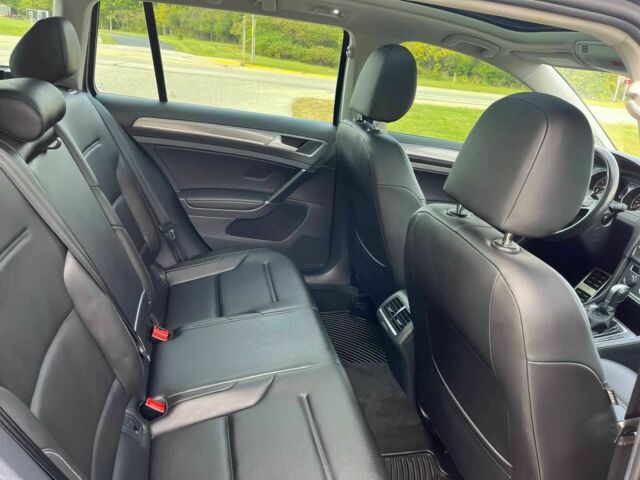 Серый Фольксваген Гольф, объемом двигателя 1.8 л и пробегом 50 тыс. км за 8000 $, фото 17 на Automoto.ua