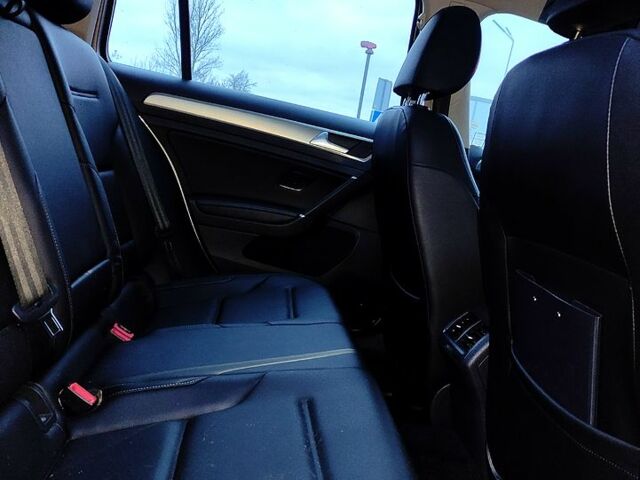 Серый Фольксваген Гольф, объемом двигателя 1.8 л и пробегом 155 тыс. км за 13499 $, фото 4 на Automoto.ua