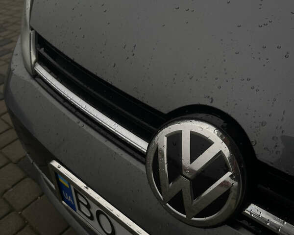 Серый Фольксваген Гольф, объемом двигателя 1.6 л и пробегом 241 тыс. км за 12400 $, фото 7 на Automoto.ua