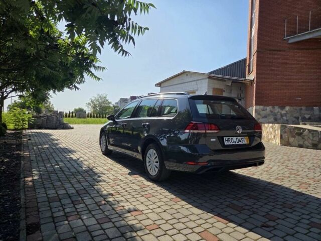 Серый Фольксваген Гольф, объемом двигателя 1.6 л и пробегом 239 тыс. км за 11900 $, фото 5 на Automoto.ua