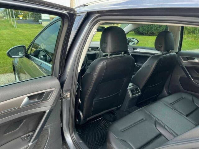 Серый Фольксваген Гольф, объемом двигателя 1.8 л и пробегом 50 тыс. км за 8000 $, фото 19 на Automoto.ua