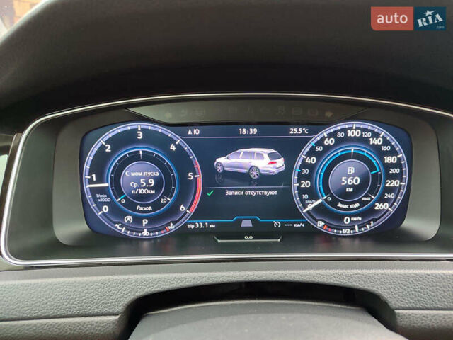 Серый Фольксваген Гольф, объемом двигателя 1.6 л и пробегом 299 тыс. км за 13000 $, фото 13 на Automoto.ua