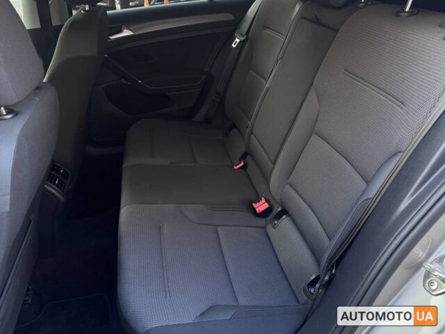 Сірий Фольксваген Гольф, об'ємом двигуна 1.6 л та пробігом 231 тис. км за 12800 $, фото 15 на Automoto.ua