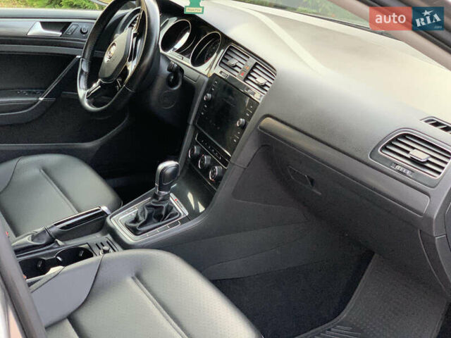 Фольксваген Гольф 2017 в Дрогобыче на Automoto.ua Серый Фольксваген Гольф, объемом двигателя 1.8 л и пробегом 108 тыс. км за 12500 $, фото 28 на Automoto.ua