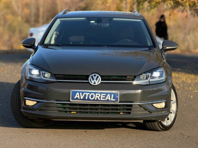 Серый Фольксваген Гольф, объемом двигателя 2 л и пробегом 330 тыс. км за 15300 $, фото 2 на Automoto.ua