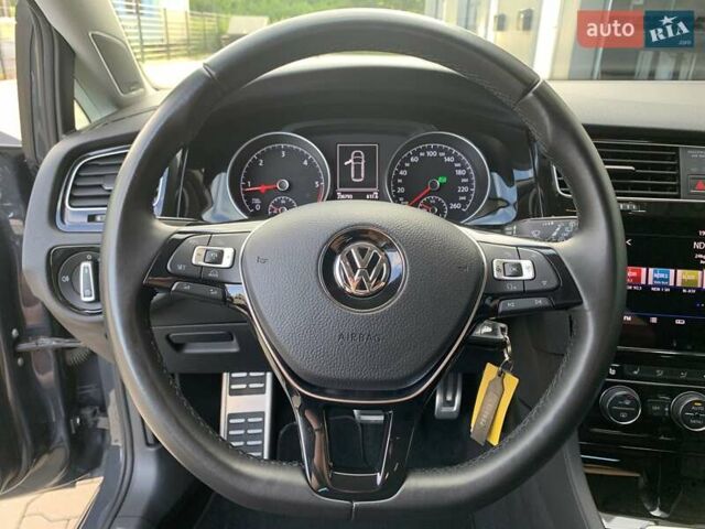 Серый Фольксваген Гольф, объемом двигателя 2 л и пробегом 237 тыс. км за 17999 $, фото 14 на Automoto.ua