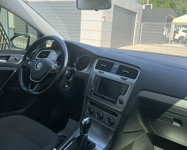 Серый Фольксваген Гольф, объемом двигателя 1.8 л и пробегом 105 тыс. км за 12800 $, фото 22 на Automoto.ua