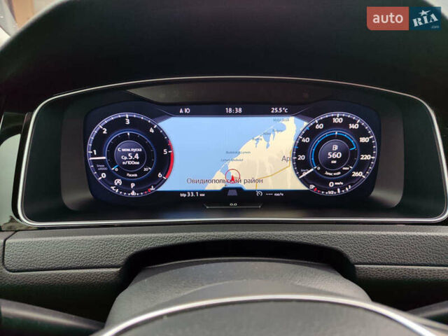 Серый Фольксваген Гольф, объемом двигателя 1.6 л и пробегом 299 тыс. км за 13000 $, фото 14 на Automoto.ua