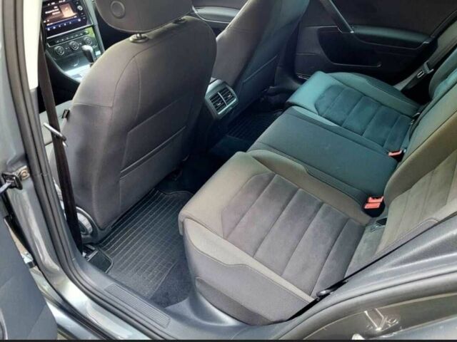 Сірий Фольксваген Гольф, об'ємом двигуна 1.6 л та пробігом 235 тис. км за 13700 $, фото 13 на Automoto.ua