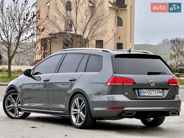 Серый Фольксваген Гольф, объемом двигателя 1.97 л и пробегом 284 тыс. км за 13500 $, фото 5 на Automoto.ua