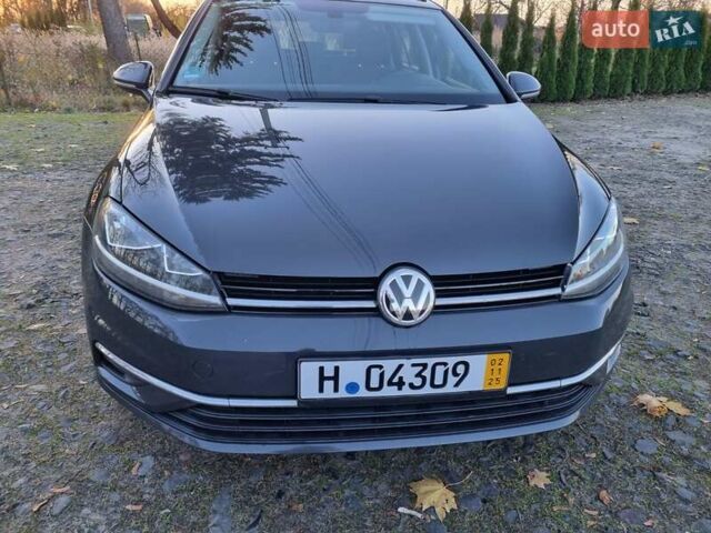 Серый Фольксваген Гольф, объемом двигателя 1.6 л и пробегом 160 тыс. км за 13999 $, фото 10 на Automoto.ua