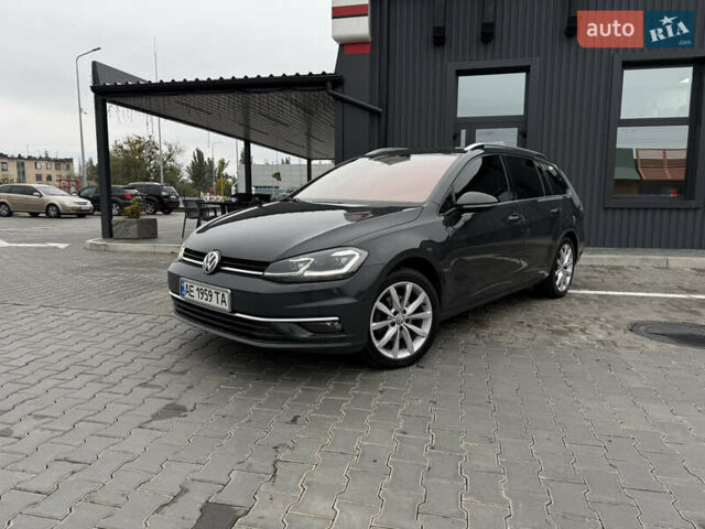 Серый Фольксваген Гольф, объемом двигателя 1.97 л и пробегом 328 тыс. км за 15600 $, фото 4 на Automoto.ua