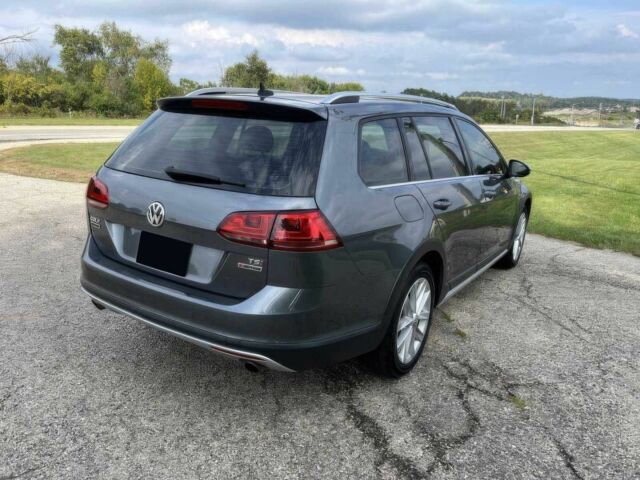 Серый Фольксваген Гольф, объемом двигателя 1.8 л и пробегом 50 тыс. км за 8000 $, фото 6 на Automoto.ua