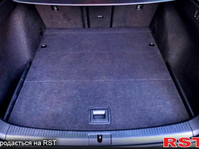 Серый Фольксваген Гольф, объемом двигателя 1.6 л и пробегом 235 тыс. км за 13900 $, фото 12 на Automoto.ua