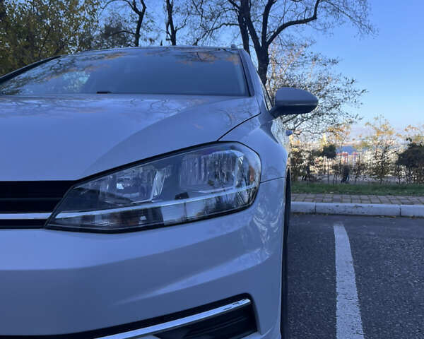 Сірий Фольксваген Гольф, об'ємом двигуна 1.8 л та пробігом 137 тис. км за 13500 $, фото 14 на Automoto.ua
