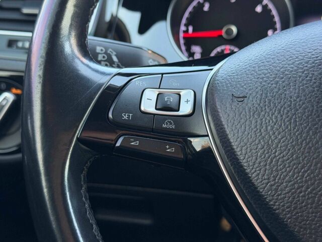 Серый Фольксваген Гольф, объемом двигателя 2 л и пробегом 330 тыс. км за 15300 $, фото 15 на Automoto.ua