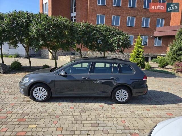 Серый Фольксваген Гольф, объемом двигателя 1.6 л и пробегом 238 тыс. км за 11200 $, фото 7 на Automoto.ua