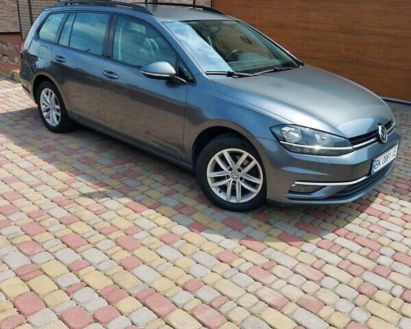 Серый Фольксваген Гольф, объемом двигателя 2 л и пробегом 190 тыс. км за 15200 $, фото 2 на Automoto.ua