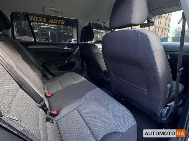 Сірий Фольксваген Гольф, об'ємом двигуна 1.6 л та пробігом 231 тис. км за 12800 $, фото 16 на Automoto.ua