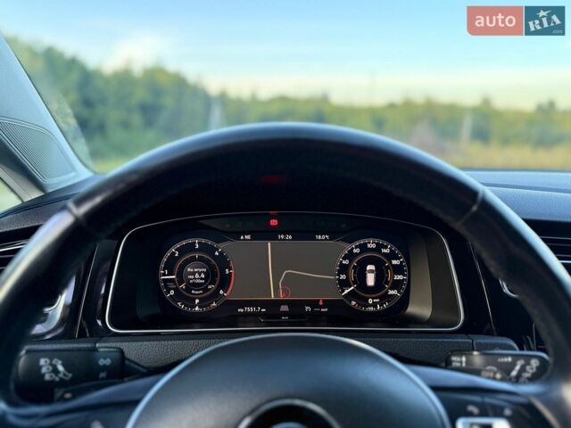 Серый Фольксваген Гольф, объемом двигателя 1.97 л и пробегом 234 тыс. км за 14700 $, фото 56 на Automoto.ua