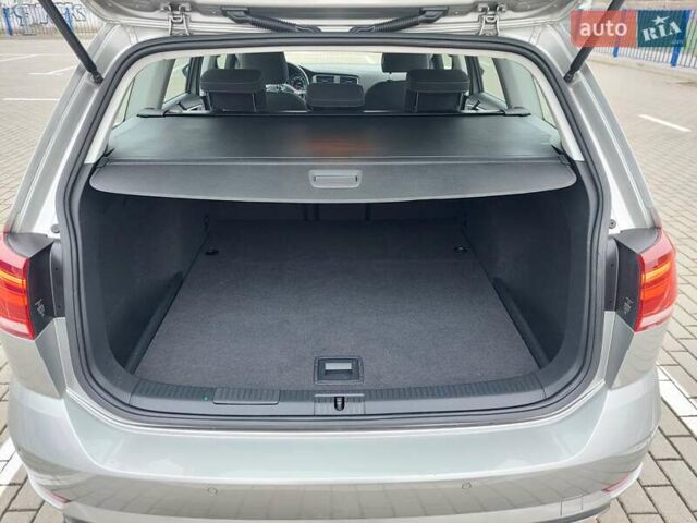 Сірий Фольксваген Гольф, об'ємом двигуна 2 л та пробігом 240 тис. км за 13900 $, фото 13 на Automoto.ua