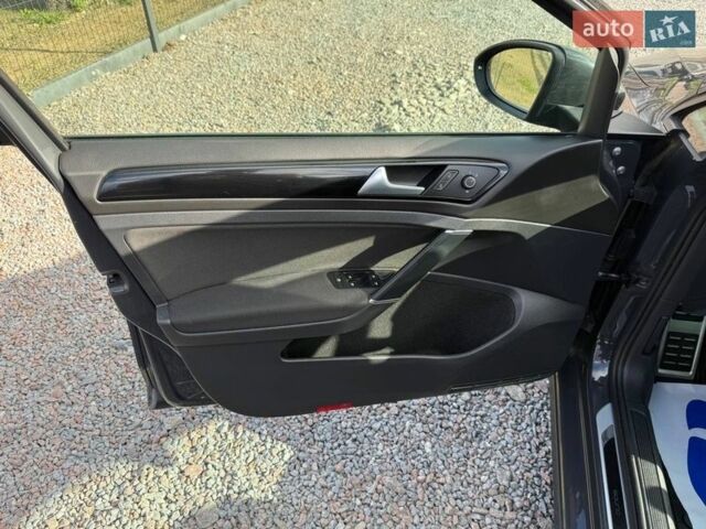 Серый Фольксваген Гольф, объемом двигателя 1.6 л и пробегом 277 тыс. км за 11900 $, фото 19 на Automoto.ua