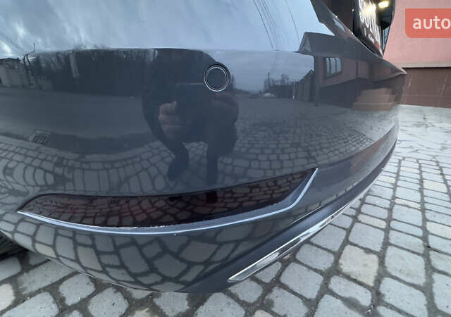 Серый Фольксваген Гольф, объемом двигателя 1.6 л и пробегом 265 тыс. км за 13600 $, фото 110 на Automoto.ua