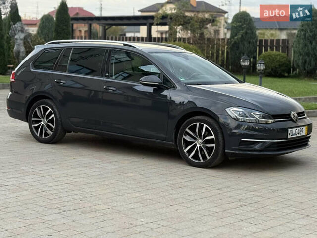 Серый Фольксваген Гольф, объемом двигателя 1.6 л и пробегом 221 тыс. км за 13950 $, фото 18 на Automoto.ua